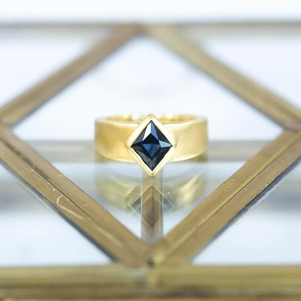 1.76ct Kite Montana Sapphire, Sleek Wide Signet in Brushed 18k Yellow Gold