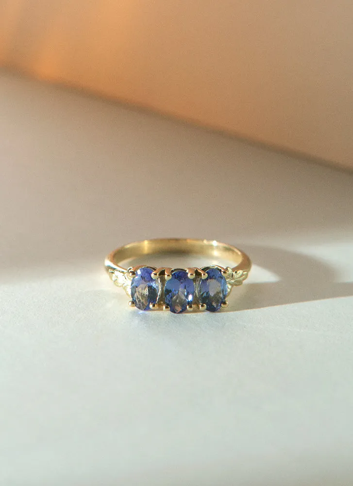 Max tanzanite ring 14k gold