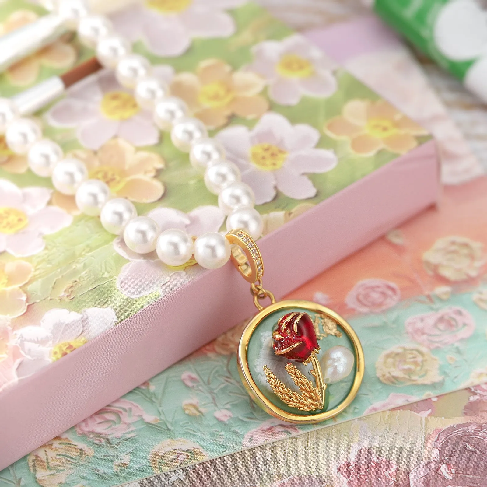 Rose Pendant Necklace