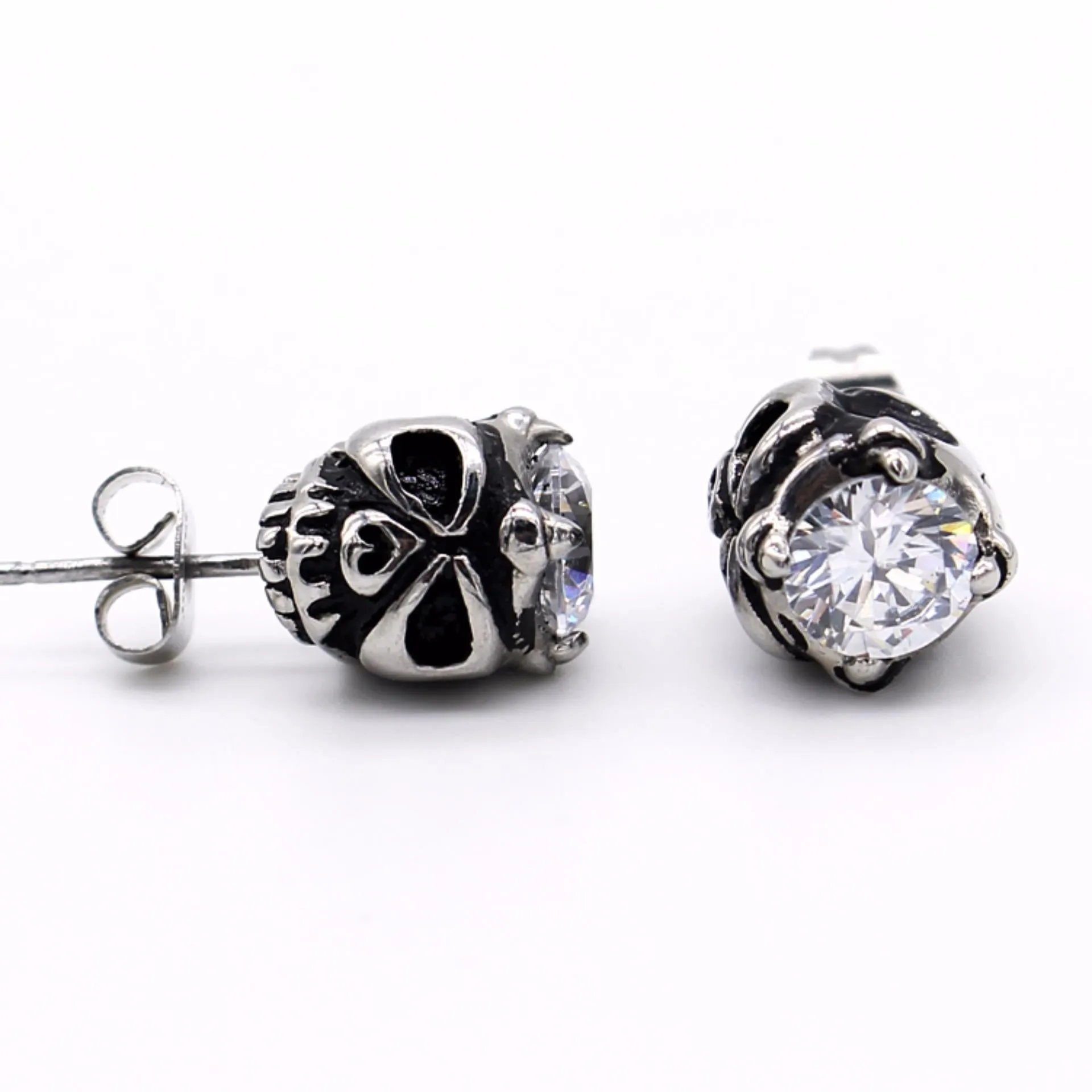 X960 Skull Design Stud Earrings with Cubic Zirconia on Top - Halloween Collection